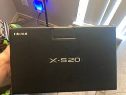 Appareil photo sans miroir FUJIFILM X-S20