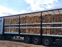 Disponible des bois de chauffage sec et prêt à être utilisé