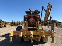 Niveleuse John Deere 872G 2011 – Occasion à vendre, expédition mondiale