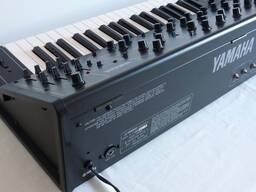 Yamaha CS15 synthesiser